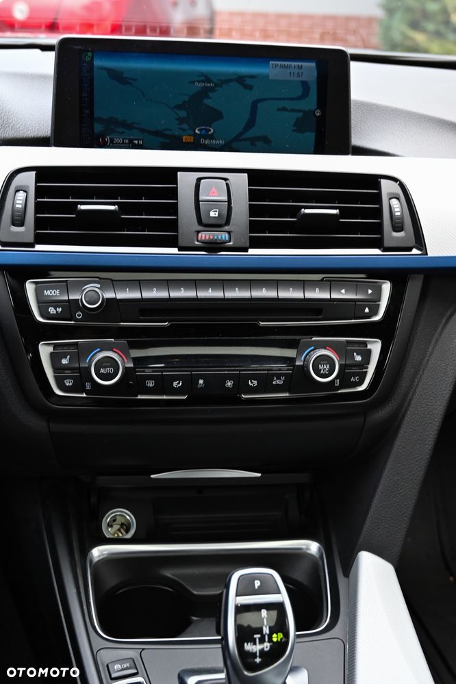 BMW Seria 4 428i xDrive - 27