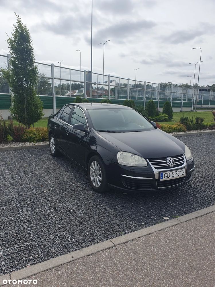 Volkswagen Jetta 1.9 TDI DPF Comfortline - 2