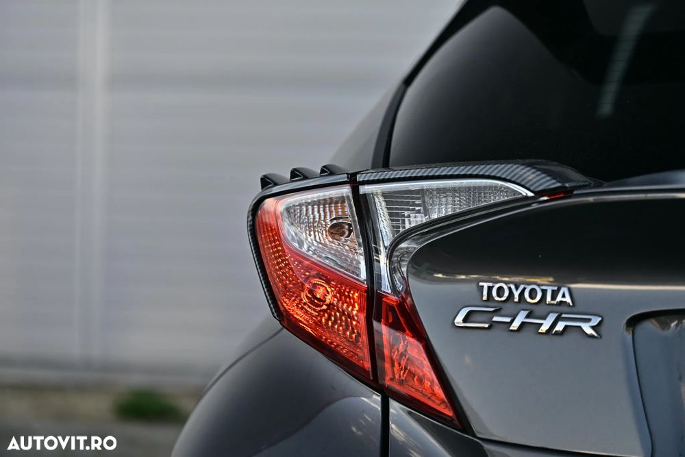 Toyota C-HR 1.8 HSD 122 CP 4x2 CVT C-ult Style bi-tone - 31