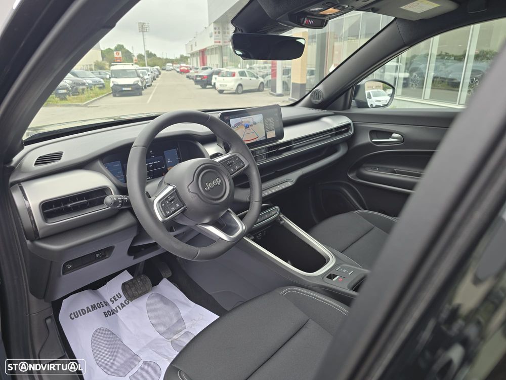Jeep Avenger 1.2 e-Hybrid Altitude DCT - 12