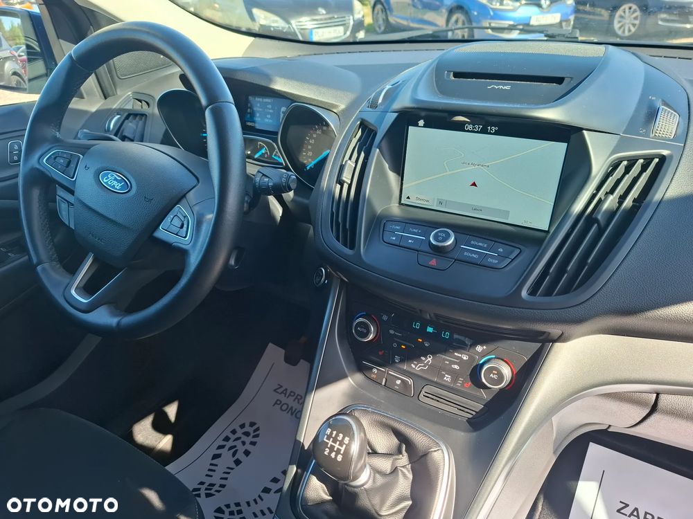 Ford Kuga 1.5 TDCi 2x4 Titanium - 20