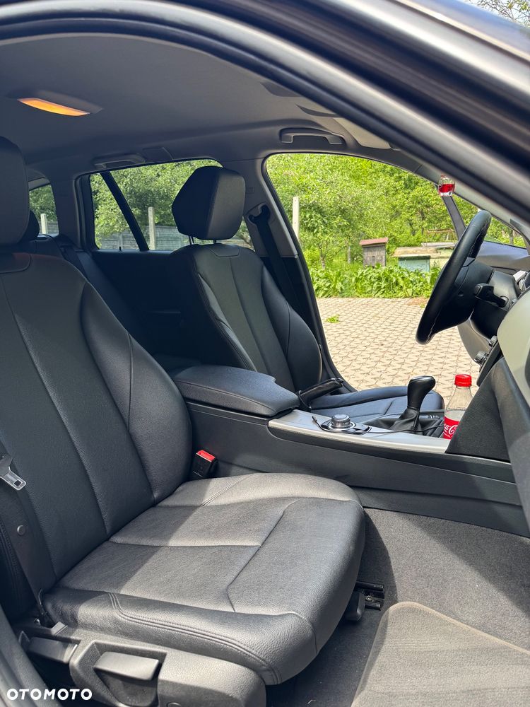 BMW Seria 3 316d Sport Line - 13