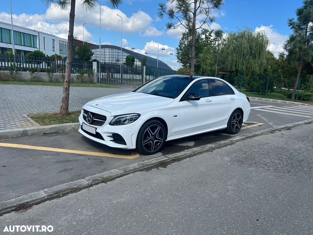 Mercedes-Benz C 300 e T-Modell Aut. - 1