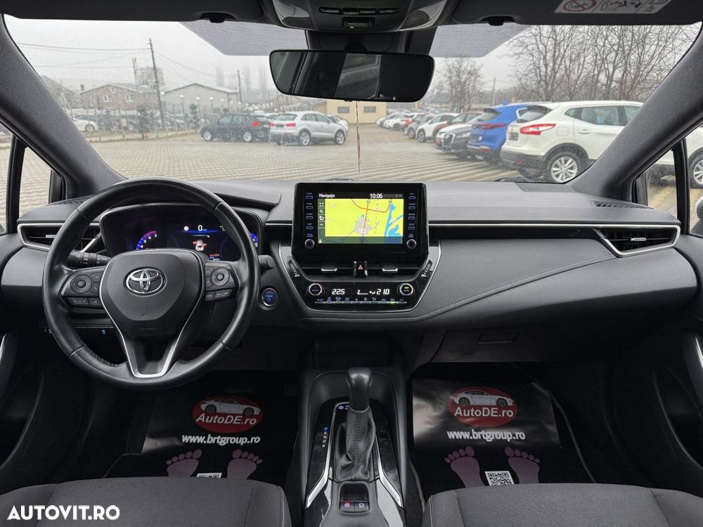 Toyota Corolla 1.8 HSD Dynamic - 8