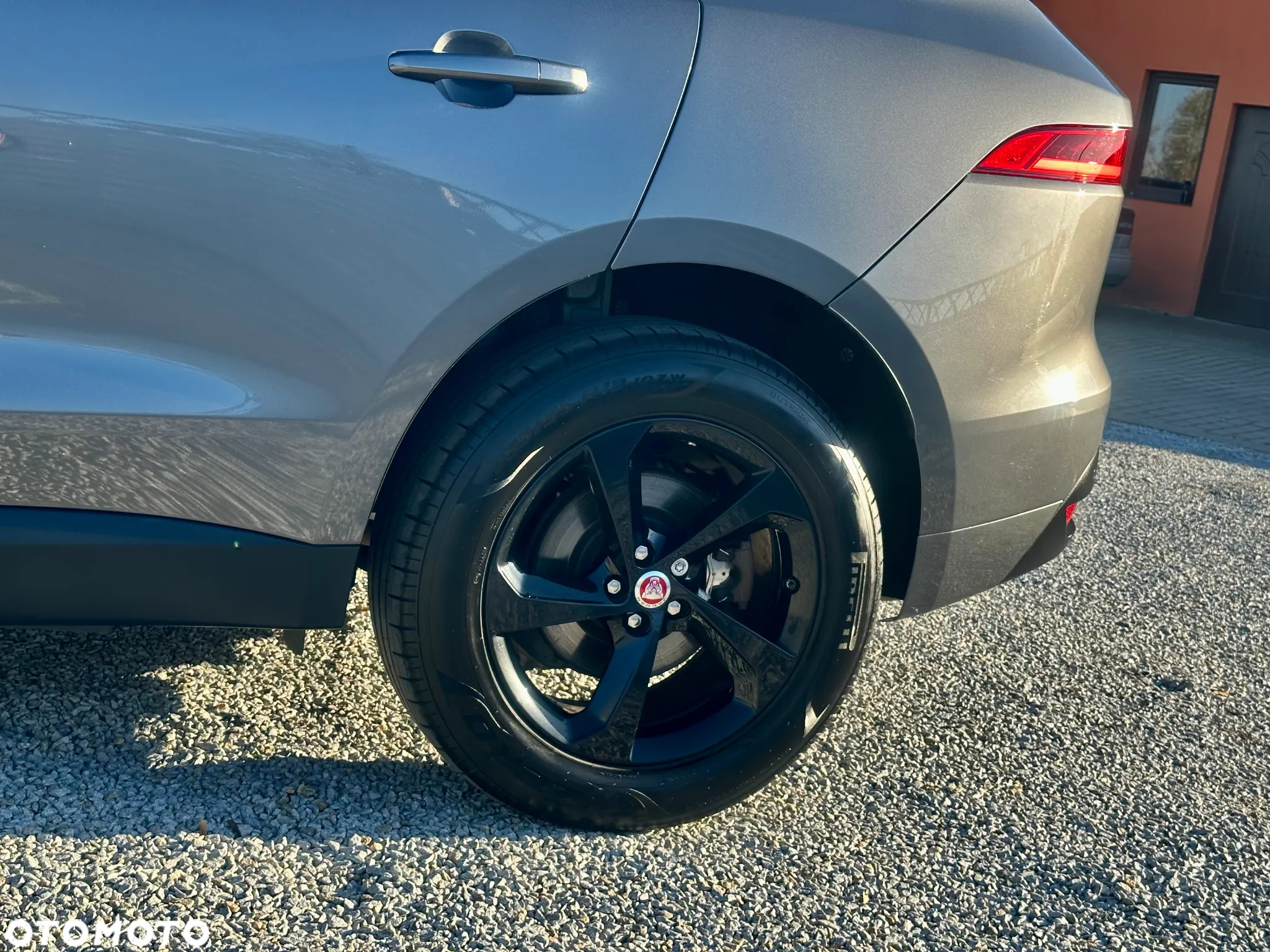 Jaguar F-Pace 2.0 i4P AWD Portfolio - 27