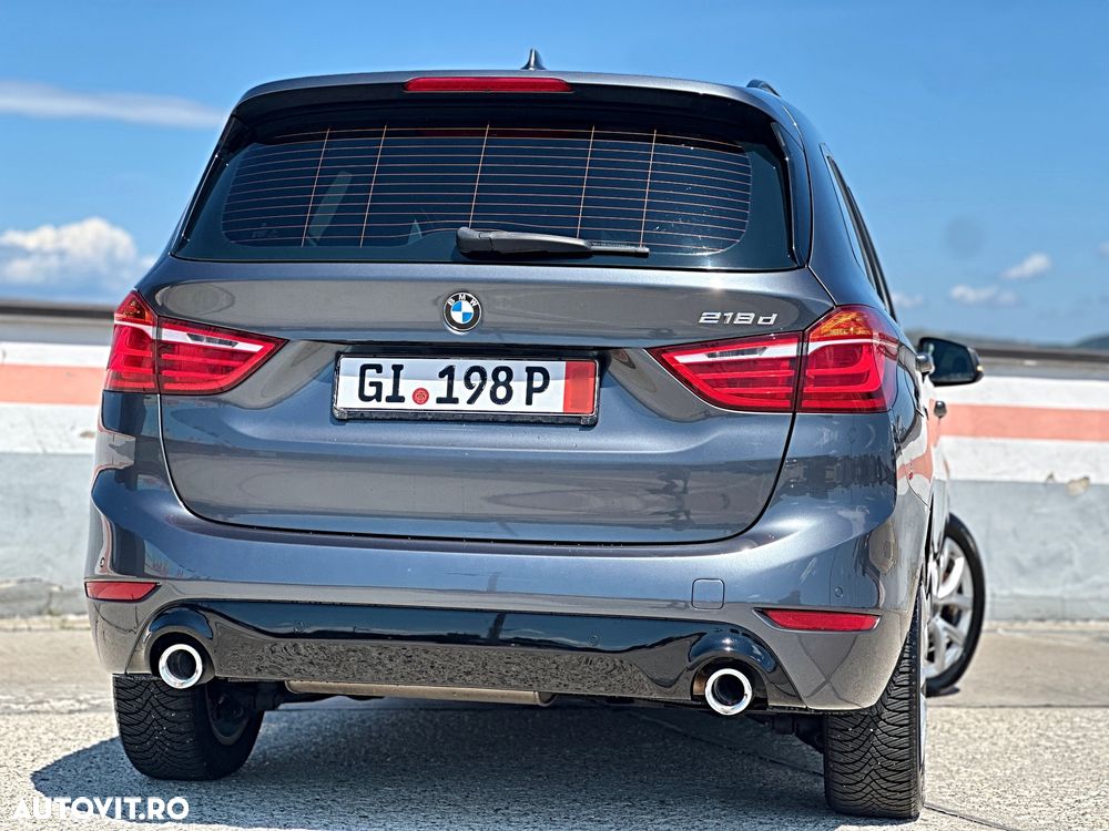 BMW Seria 2 218d Sport-Aut. Sport Line - 22