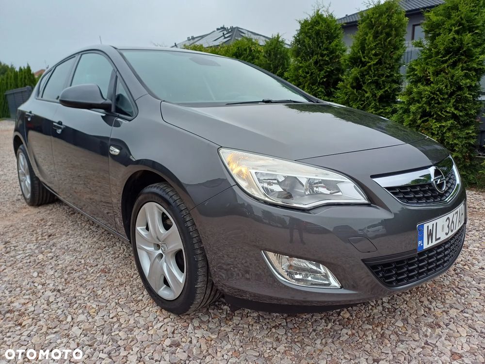 Opel Astra 1.4 T Enjoy - 1