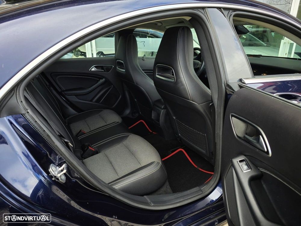 Mercedes-Benz CLA 180 d Urban - 8