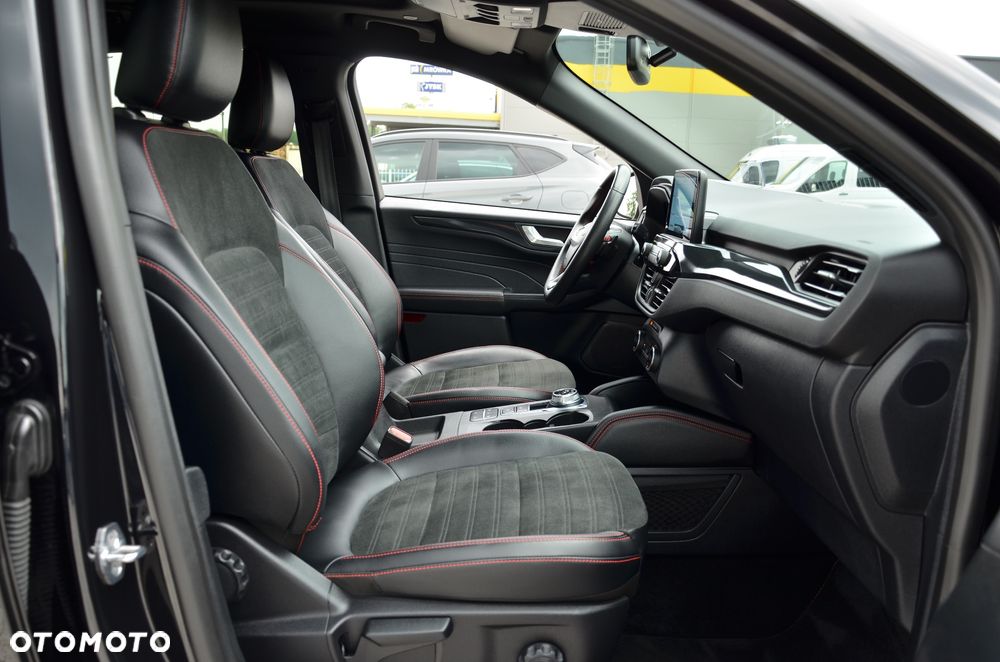 Ford Kuga 2.0 EcoBlue AWD ST-Line X - 17