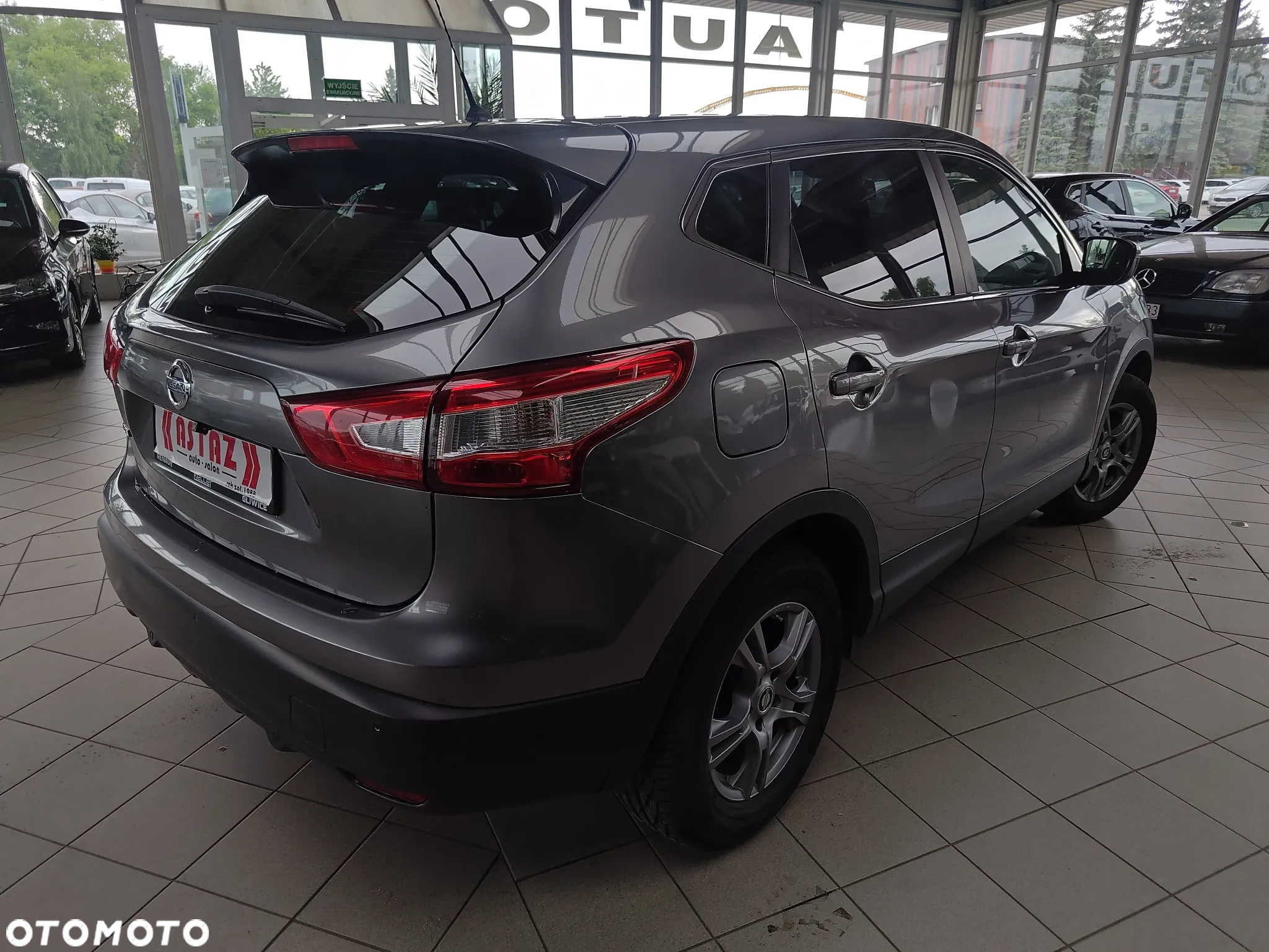 Nissan Qashqai 1.2 DIG-T Visia - 6