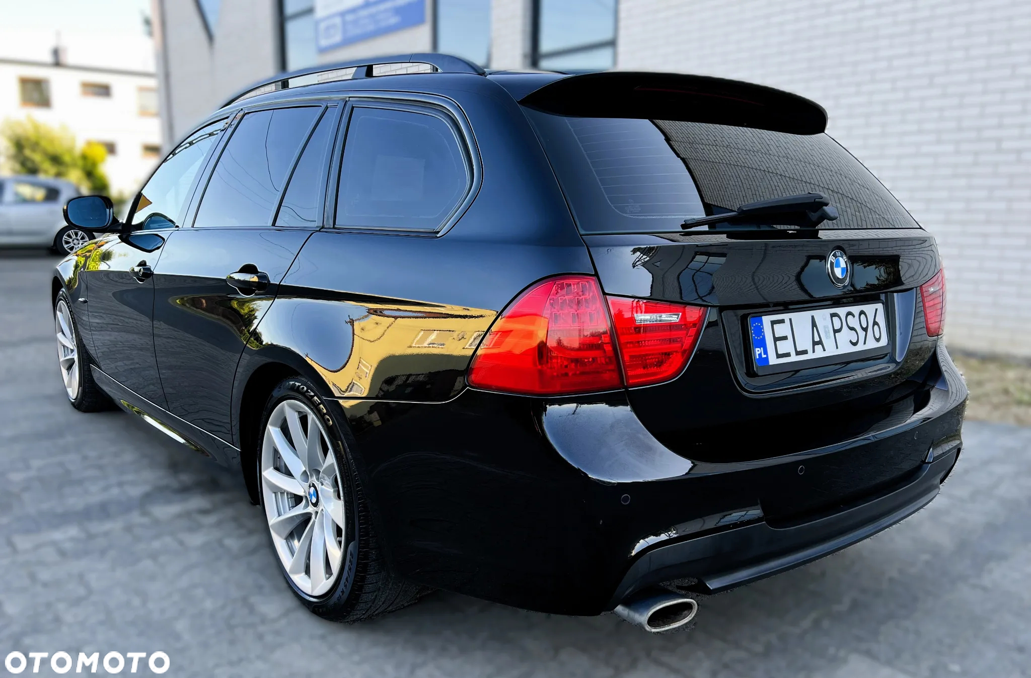 BMW Seria 3 318d DPF Touring Edition Sport - 22