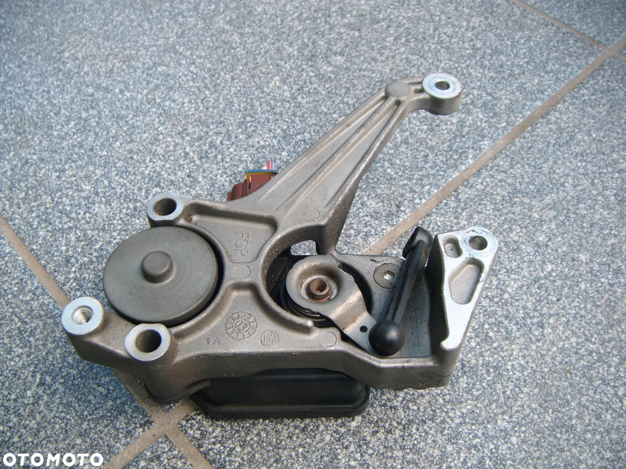 opel vectra c 1.9 cdti nastawnik klap kolektora  55205127 - 2