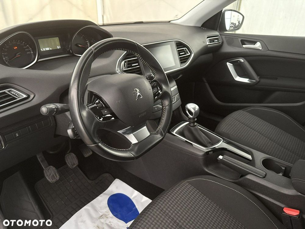 Peugeot 308 - 14