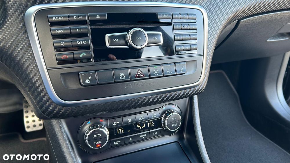 Mercedes-Benz Klasa A 45 AMG 4Matic AMG Speedshift 7G-DCT - 31