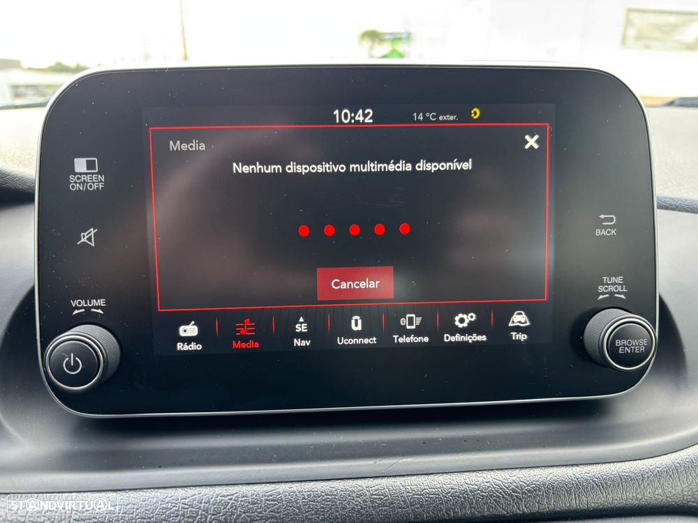 Fiat Tipo Station Wagon 1.3 M-Jet Lounge - 48