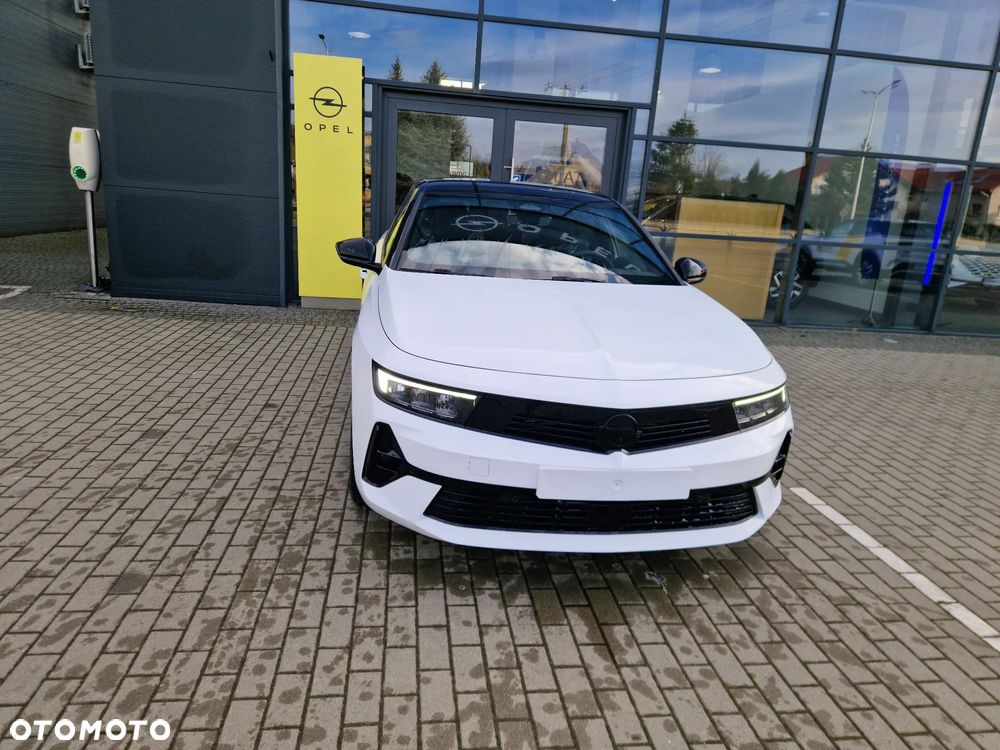 Opel Astra 1.2 T GS Line S&S - 14