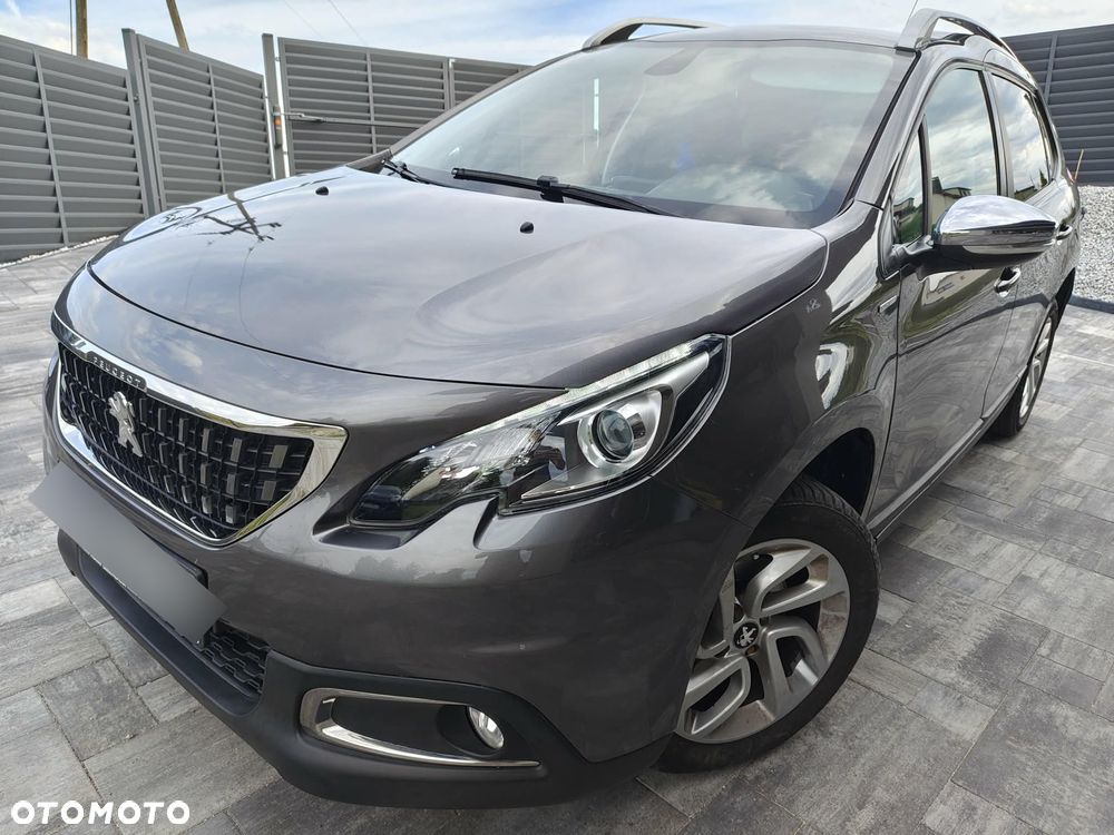 Peugeot 2008 1.2 Pure Tech Style S&S - 1