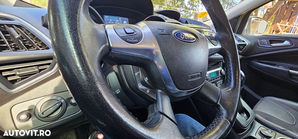 Ford Kuga - 6