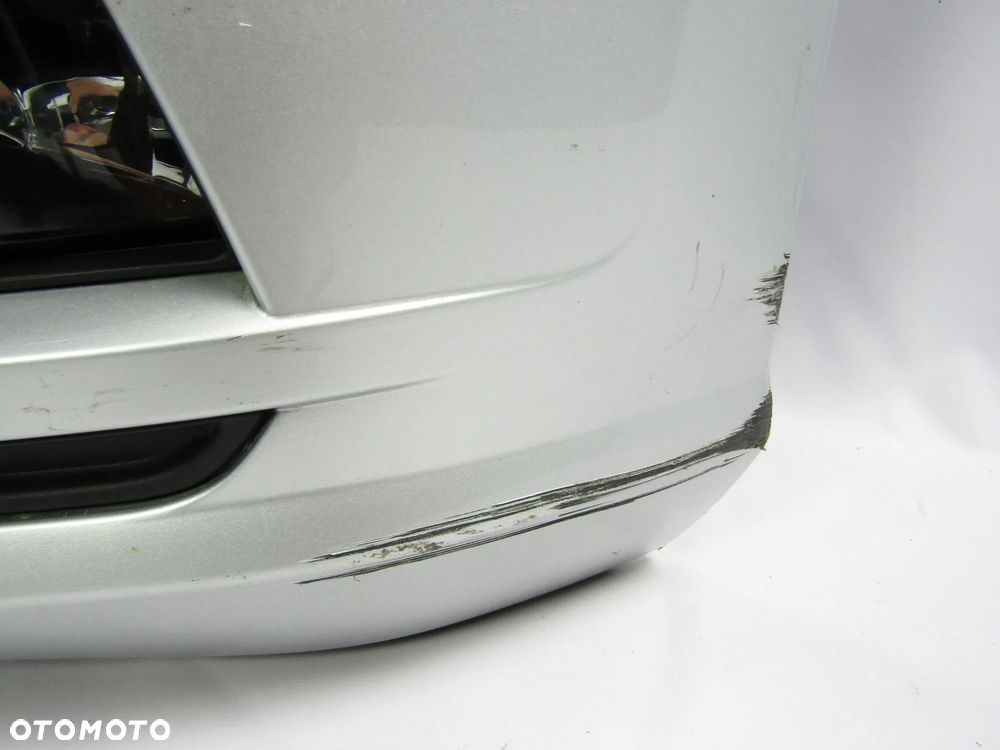 Zderzak przedni VW Golf 7 17 - 20 Sprysk. / Pdc-6 Lakier LA7W - 12