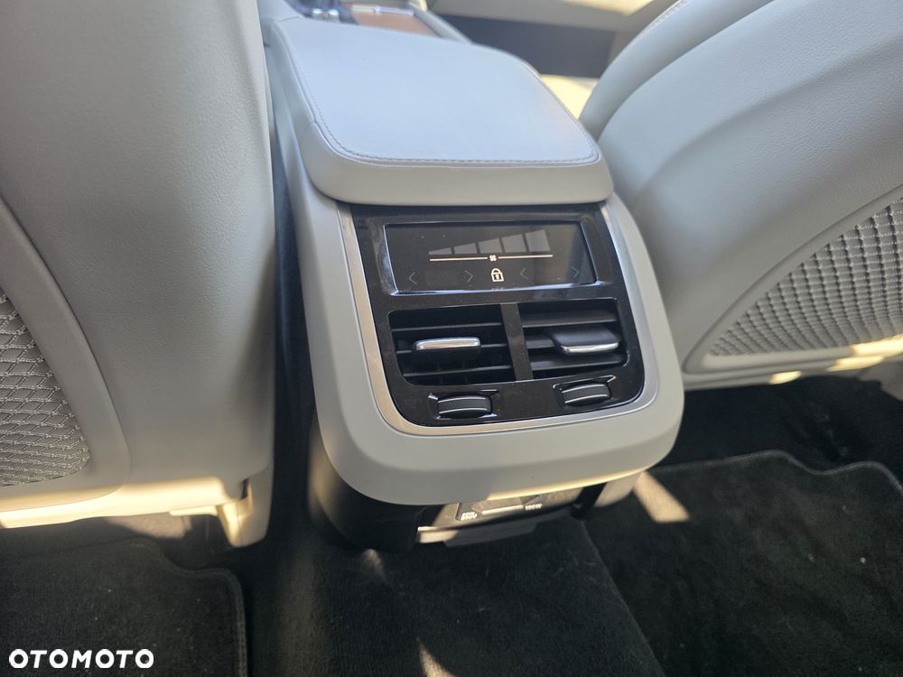 Volvo S90 D5 AWD Inscription - 13