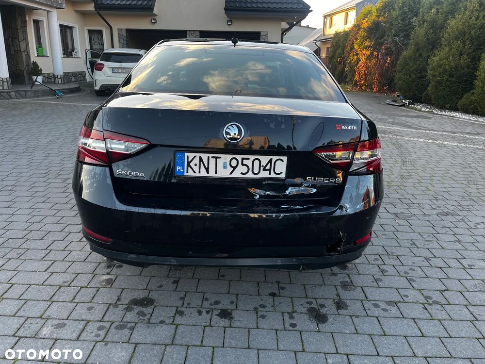 Skoda Superb 2016 photo 5