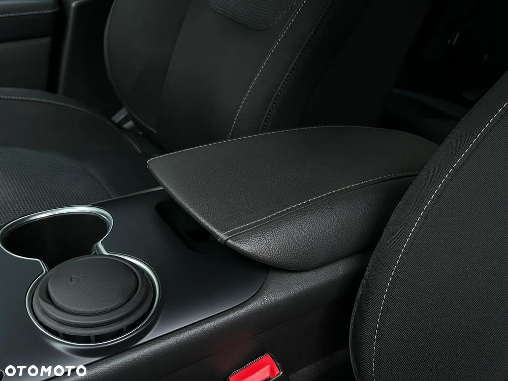 Ford Mondeo SW 2.0 EcoBlue Titanium - 36