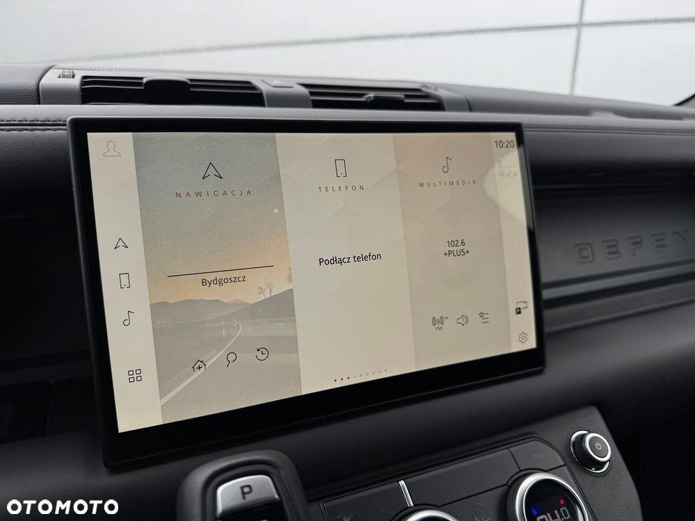 Land Rover Defender - 15