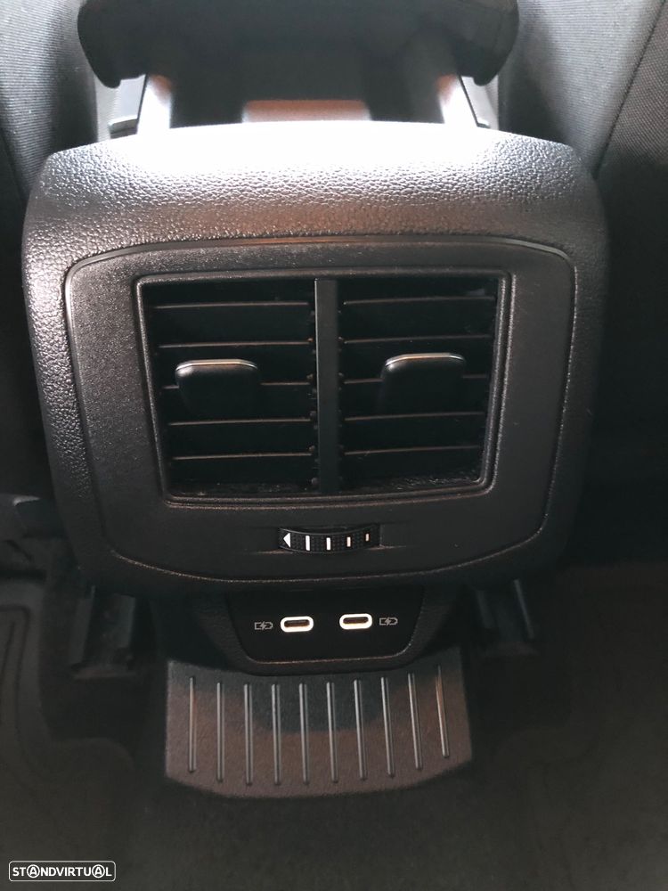 VW T-Roc 1.5 TSI Life DSG - 35