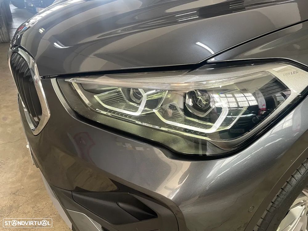 BMW X1 25 e xDrive Corporate Edition - 10