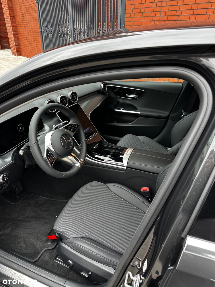 Mercedes-Benz Klasa C 180 mHEV Business Edition - 12
