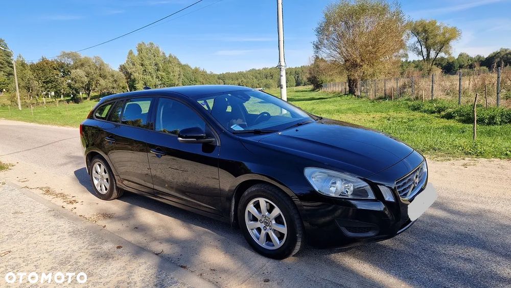 Volvo V60 D2 Momentum - 19
