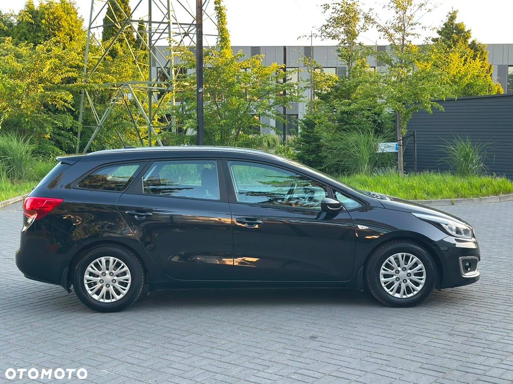 Kia Ceed - 6