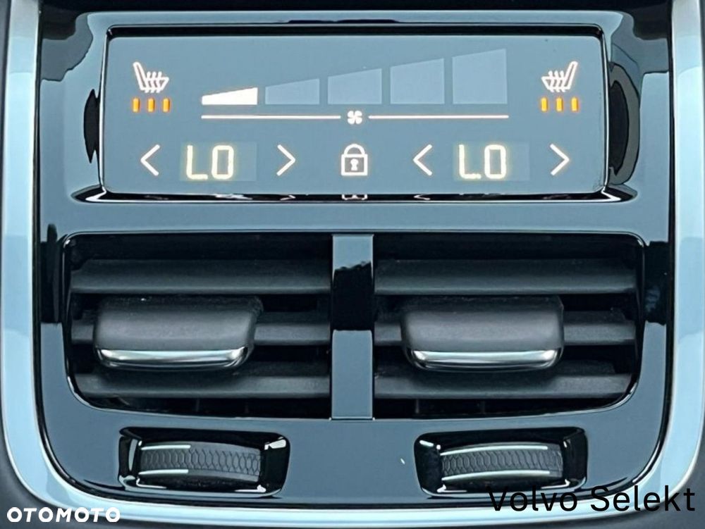 Volvo XC 90 - 34