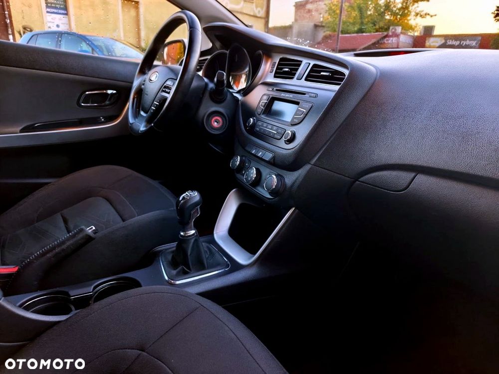 Kia ProCeed 1.4 XL - 19