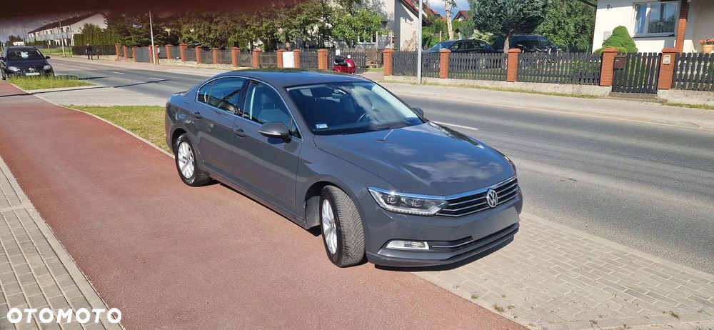 Volkswagen Passat 2.0 TDI SCR Comfortline DSG - 1