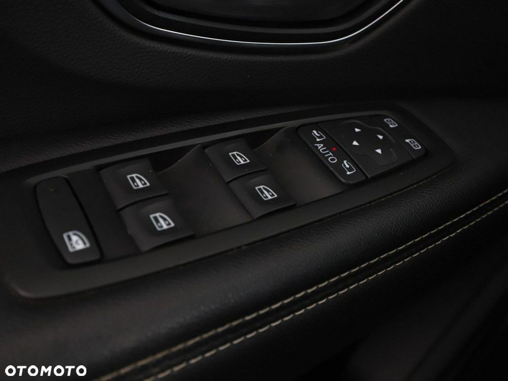 Renault Scenic 1.3 TCe FAP Intens - 37