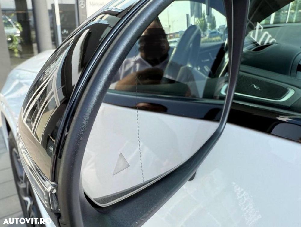 Mercedes-Benz GLC 300 e 4MATIC - 13