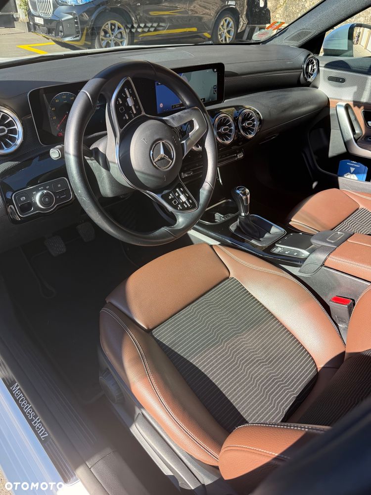 Mercedes-Benz CLA 180 Edition 2020 - 19