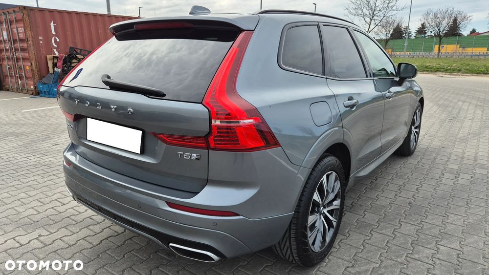 Volvo XC 60 T8 AWD Plug-In Hybrid R-Design - 5