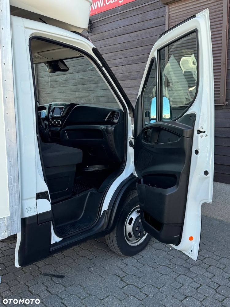 Iveco DAILY - 16