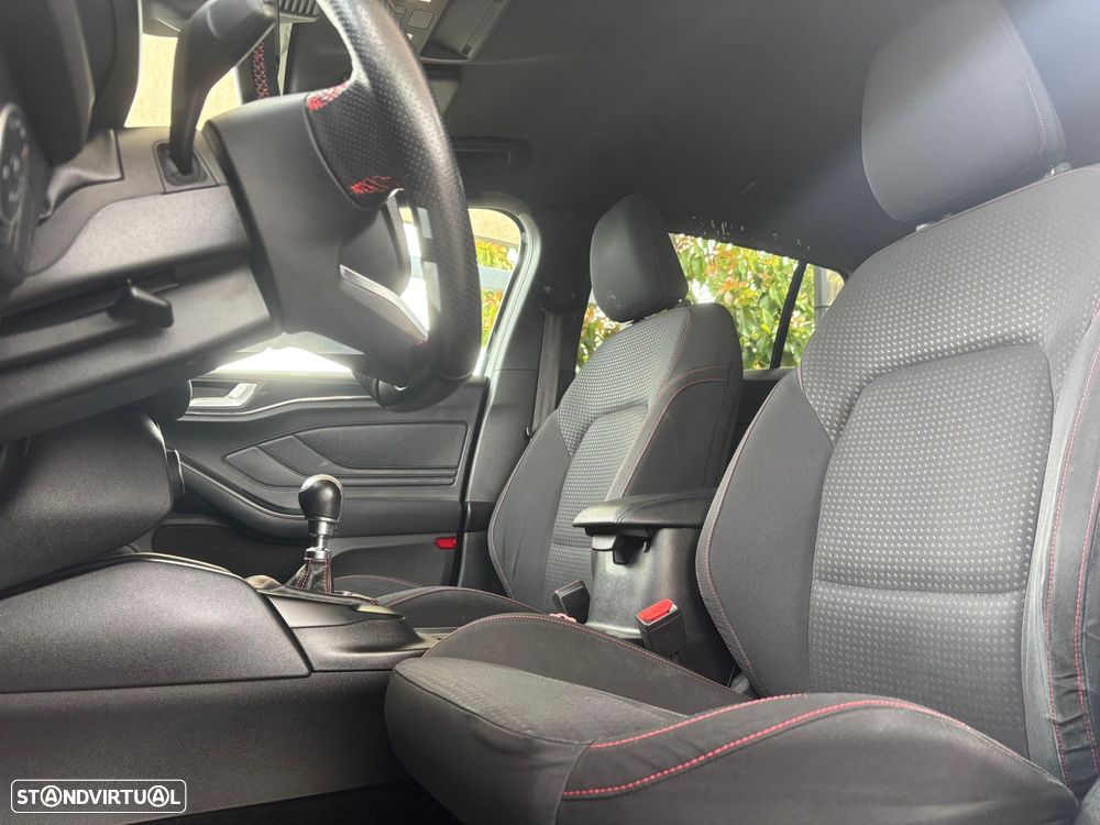 Ford Focus SW 1.5 TDCi ST-Line - 20
