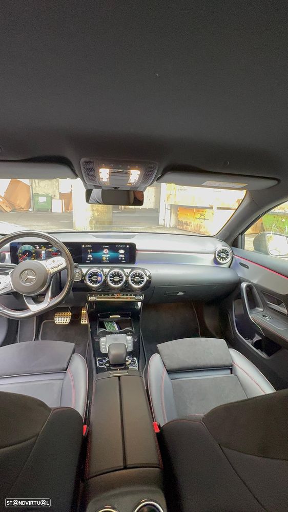 Mercedes-Benz A 250 Limousine e 8G-DCT AMG Line - 16