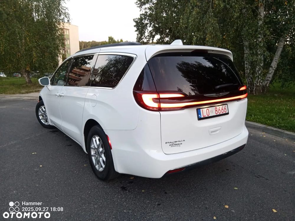 Chrysler Pacifica - 13