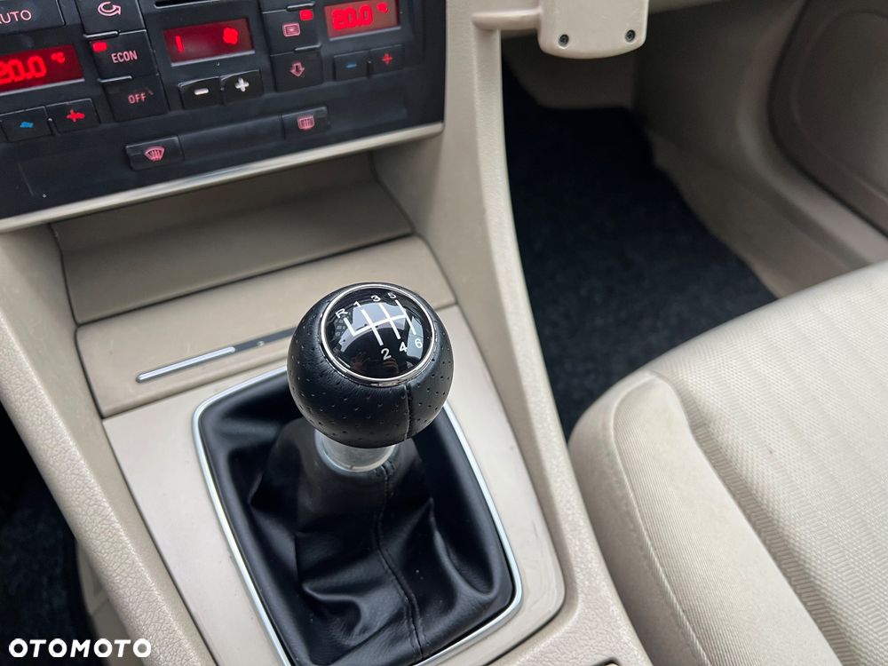 Audi A4 - 24