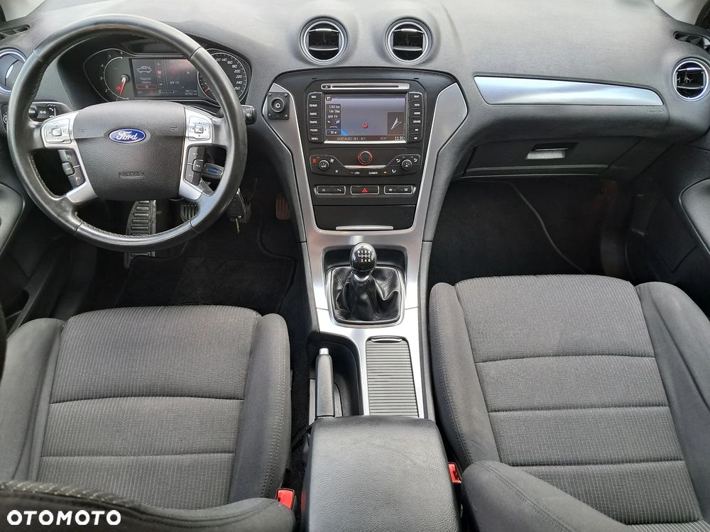 Ford Mondeo - 20