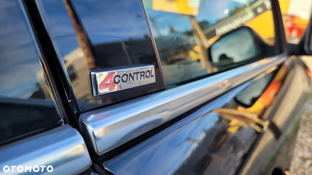 Renault Laguna dCi 175 FAP GT - 25