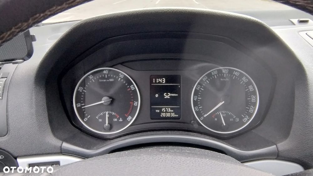Skoda Octavia 1.8 T FSI Ambiente - 10