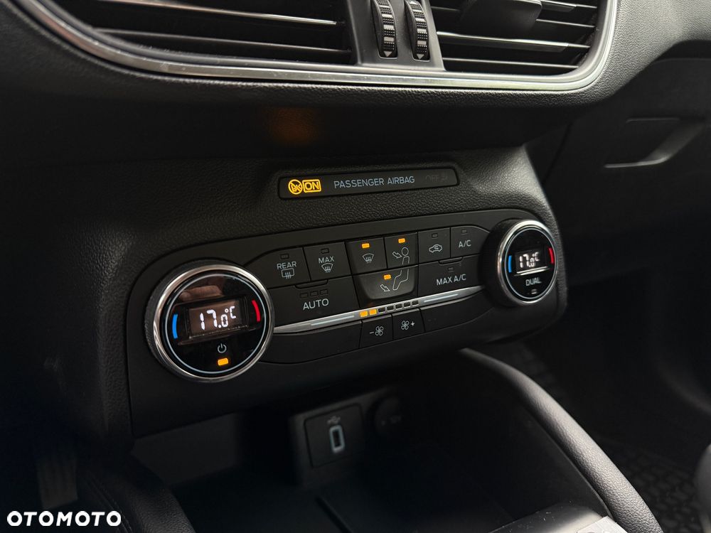 Ford Focus 1.5 EcoBlue Titanium - 15