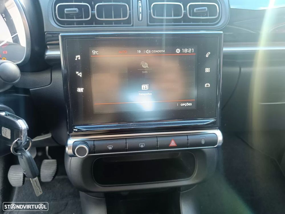 Citroën C3 1.2 PureTech Shine Pack - 18