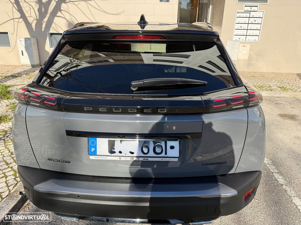 Peugeot 2008 - 6